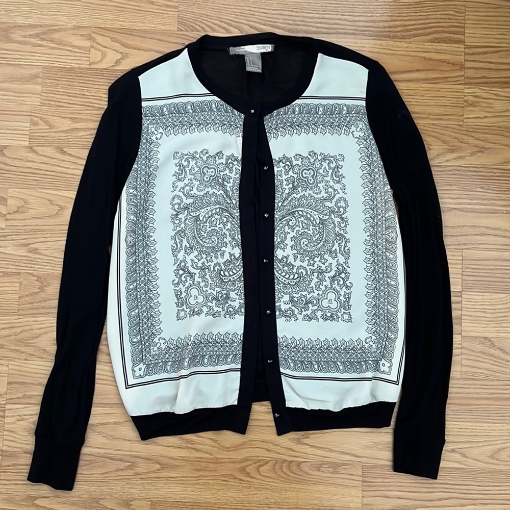 Classy Black and cream blouse